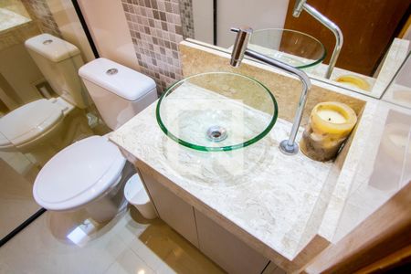 Apartamento à venda com 160m², 3 quartos e 3 vagasBanheiro social