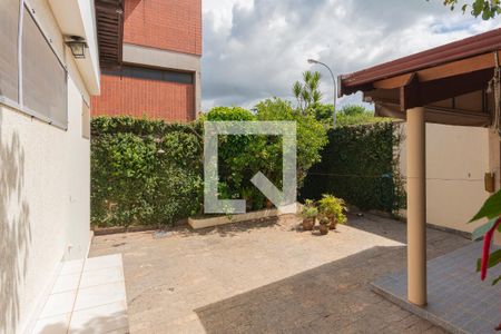 Casa para alugar com 136m², 3 quartos e 2 vagasQuintal