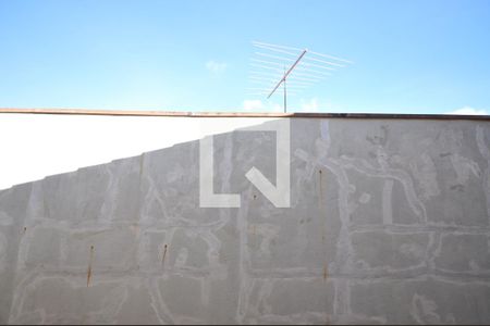 Casa à venda com 240m², 3 quartos e 7 vagasVista do Quarto 2