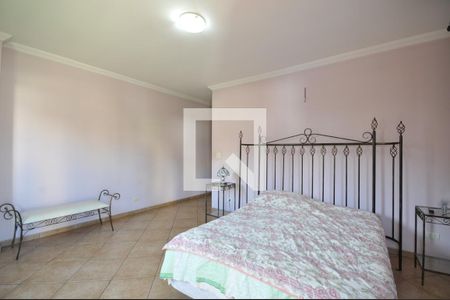 Casa à venda com 240m², 3 quartos e 7 vagasQuarto Suíte