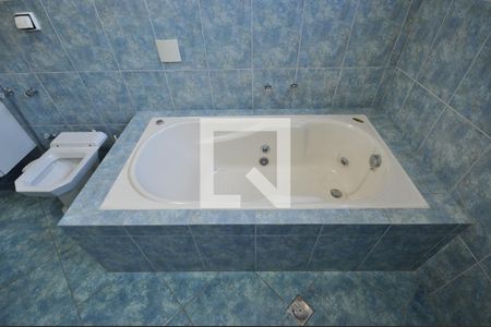 Casa à venda com 240m², 3 quartos e 7 vagasBanheiro do Quarto Suíte