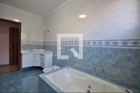 Casa à venda com 240m², 3 quartos e 7 vagasBanheiro do Quarto Suíte