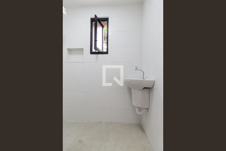 Banheiro de apartamento para alugar com 1 quarto, 52m² em Jardim São Paulo, São Paulo