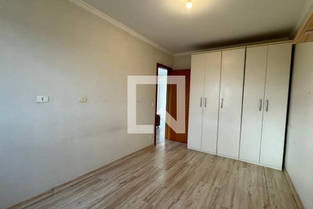 Quarto 1 de apartamento à venda com 2 quartos, 58m² em Jardim Tupanci, Barueri