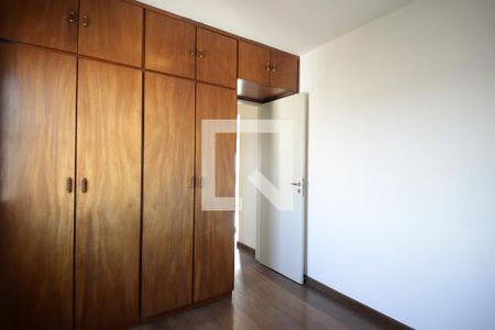 Quarto 1 de apartamento para alugar com 2 quartos, 60m² em Vila Monumento, São Paulo
