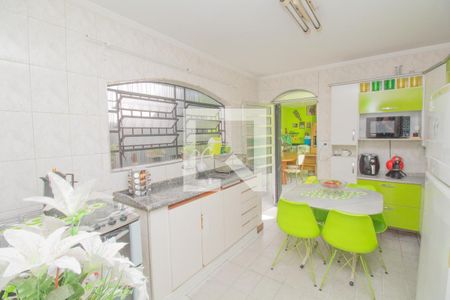 Casa à venda com 166m², 2 quartos e 3 vagasCozinha
