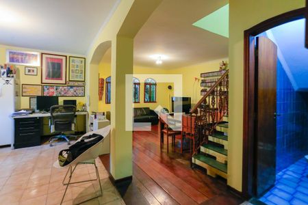 Sala de casa à venda com 3 quartos, 170m² em Vila Gomes, São Paulo