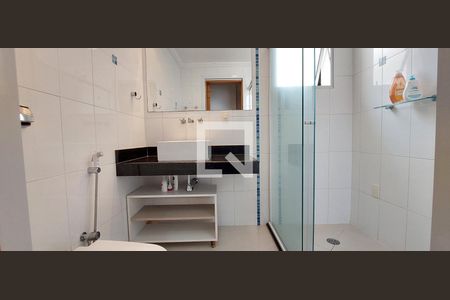 Casa para alugar com 171m², 3 quartos e 2 vagas Casa para alugar com 171m², 3 quartos e 2 vagasBanheiro 2