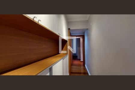 Casa para alugar com 171m², 3 quartos e 2 vagas Casa para alugar com 171m², 3 quartos e 2 vagasArmário Corredor quartos
