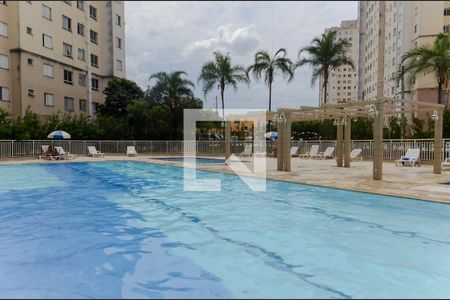Apartamento para alugar com 45m², 2 quartos e 1 vaga Apartamento para alugar com 45m², 2 quartos e 1 vagaÁrea comum - Piscina