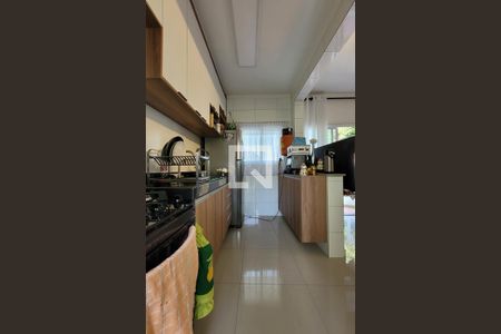 Casa à venda com 126m², 3 quartos e 2 vagasCozinha
