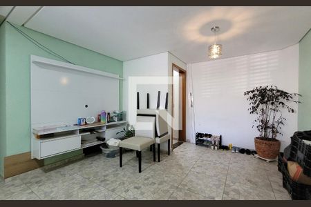 Casa à venda com 126m², 3 quartos e 2 vagasSala 2