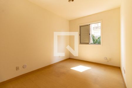 Quarto 1 de apartamento à venda com 2 quartos, 56m² em Jardim Patente Novo, São Paulo