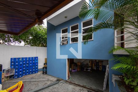 Casa à venda com 200m², 3 quartos e 4 vagasÁrea comum