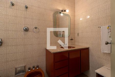 Casa à venda com 218m², 4 quartos e 3 vagasbanheiro suíte1