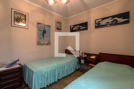 Casa à venda com 218m², 4 quartos e 3 vagasquarto 1 