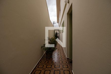 Casa à venda com 218m², 4 quartos e 3 vagascorredor lateral