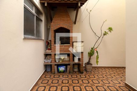 Casa à venda com 218m², 4 quartos e 3 vagaschurrasqueira