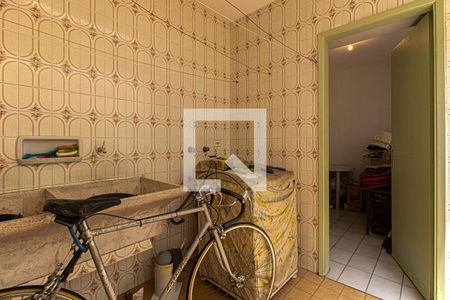 Casa à venda com 218m², 4 quartos e 3 vagasárea de serviço