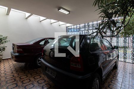 Casa à venda com 218m², 4 quartos e 3 vagasgaragem