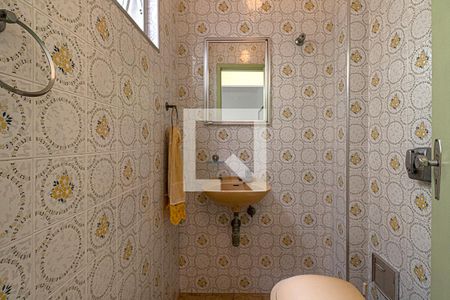 Casa à venda com 218m², 4 quartos e 3 vagaslavabo