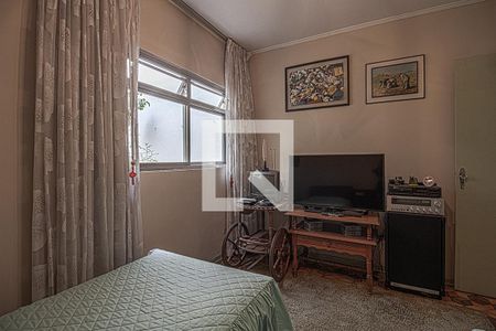 Casa à venda com 218m², 4 quartos e 3 vagasquarto 1 