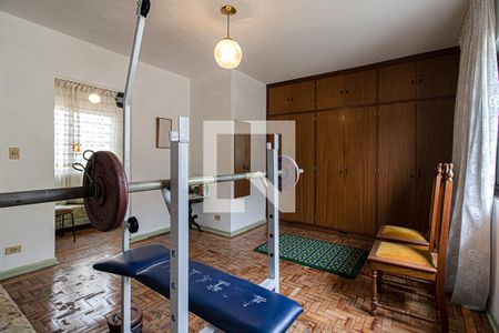 Casa à venda com 218m², 4 quartos e 3 vagassuíte1