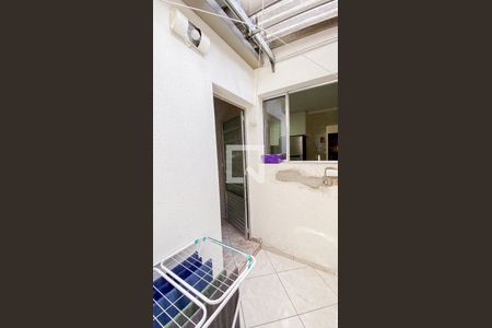 Apartamento à venda com 82m², 2 quartos e 1 vaga Apartamento à venda com 82m², 2 quartos e 1 vagaÁrea de Serviço