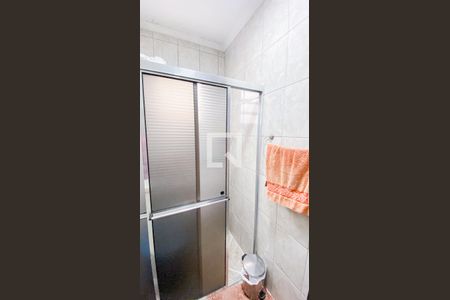 Apartamento à venda com 82m², 2 quartos e 1 vaga Apartamento à venda com 82m², 2 quartos e 1 vagaBanheiro da Suíte