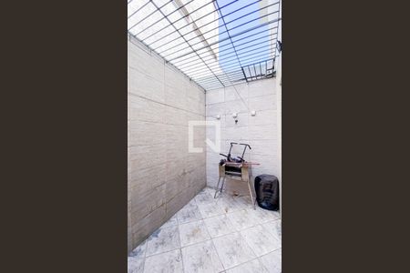 Apartamento à venda com 82m², 2 quartos e 1 vaga Apartamento à venda com 82m², 2 quartos e 1 vagaVaranda da Suite