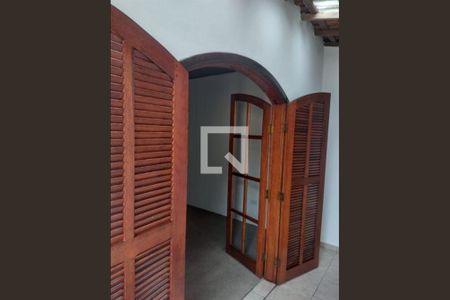 Casa à venda com 2 quartos, 155m² em Parque Oratorio, Santo André