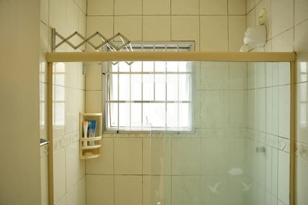 Apartamento para alugar com 72m², 2 quartos e sem vagaBanheiro