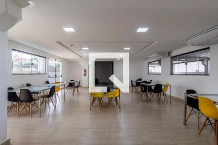 Apartamento para alugar com 40m², 2 quartos e 1 vaga Apartamento para alugar com 40m², 2 quartos e 1 vagaÁrea comum - Salão de festas