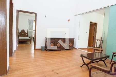 Casa de condomínio à venda com 788m², 6 quartos e 4 vagassala dos quartos 