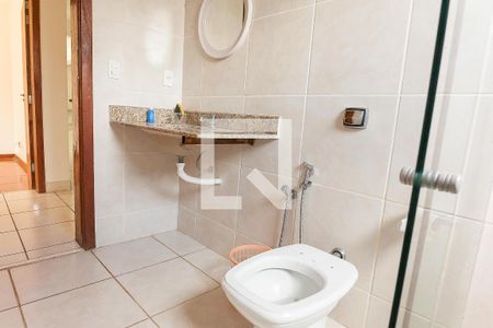 Casa de condomínio à venda com 788m², 6 quartos e 4 vagasbanheiro suite 2