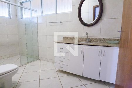 Casa de condomínio à venda com 788m², 6 quartos e 4 vagasbanheiro suite 1/2