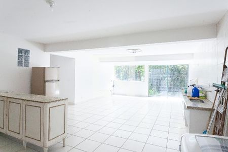 Casa de condomínio à venda com 788m², 6 quartos e 4 vagasarea de serviço