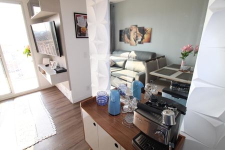 Sala de apartamento à venda com 3 quartos, 58m² em Jardim Novo Taboão, São Paulo