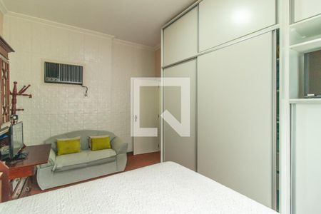 Quarto 1 de casa para alugar com 4 quartos, 300m² em Vila Assunção, Porto Alegre