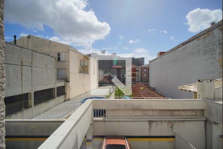 Quarto 1 - Vista de apartamento para alugar com 2 quartos, 57m² em Santa Cecília, Porto Alegre