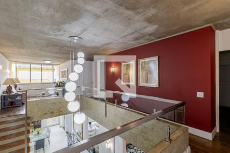 Casa à venda com 356m², 4 quartos e 2 vagasCorredor