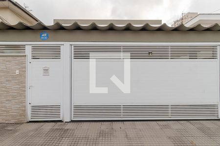 Casa à venda com 356m², 4 quartos e 2 vagasFachada