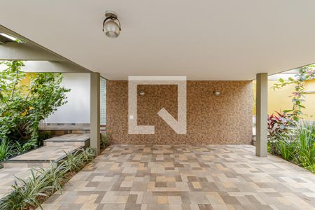 Casa à venda com 356m², 4 quartos e 2 vagasGaragem