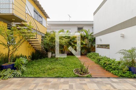Casa à venda com 356m², 4 quartos e 2 vagasQuintal - Jardim