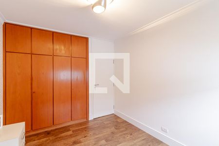 Casa à venda com 356m², 4 quartos e 2 vagasQuarto 2