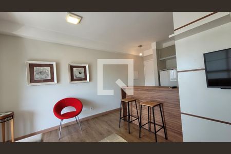 Sala de apartamento para alugar com 1 quarto, 59m² em Cambuí, Campinas