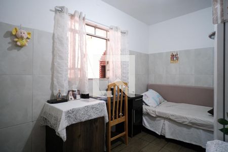 Casa à venda com 280m², 4 quartos e 3 vagasQuarto 2