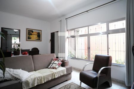 Sala de casa à venda com 4 quartos, 280m² em Cidade Antônio Estêvão de Carvalho, São Paulo