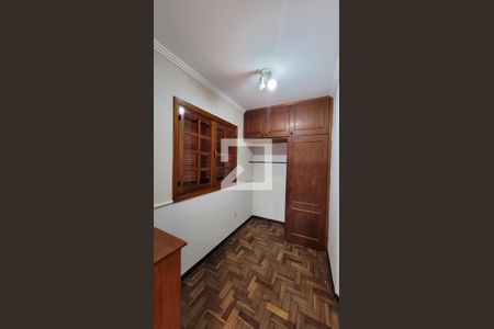 Casa de condomínio à venda com 455m², 5 quartos e 4 vagasQuarto de Serviço