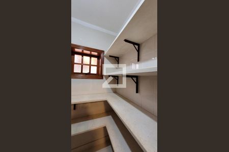 Casa de condomínio à venda com 455m², 5 quartos e 4 vagasDespensa